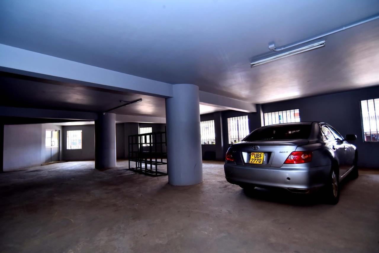 קמפאלה Victoria Mews Hotel מראה חיצוני תמונה