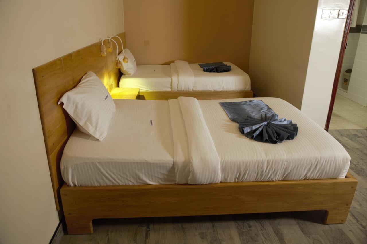 קמפאלה Victoria Mews Hotel מראה חיצוני תמונה